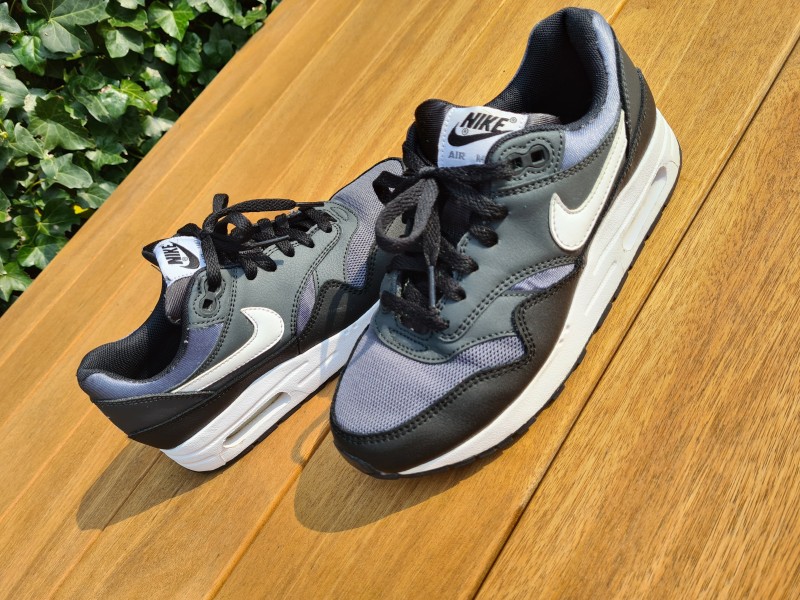 Nike Air Max 1 (GS) 807602-009 Grijs / Wit / Zwart