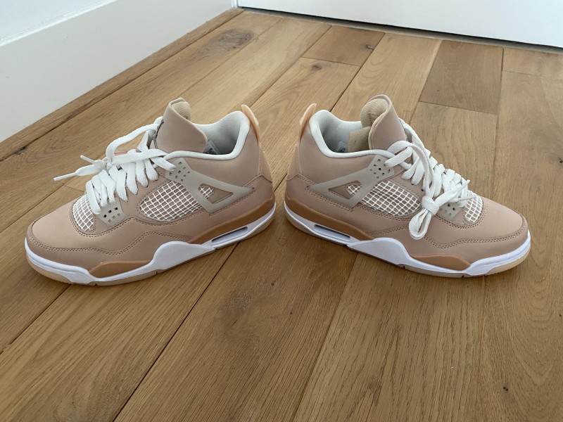 WMNS Air Jordan Retro 4 Shimmer